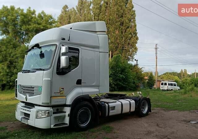 Білий Рено Преміум, об'ємом двигуна 11 л та пробігом 111 тис. км за 20999 $, фото 5 на Automoto.ua