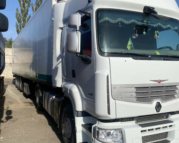 Белый Рено Премиум, объемом двигателя 10.8 л и пробегом 924 тыс. км за 10500 $, фото 3 на Automoto.ua