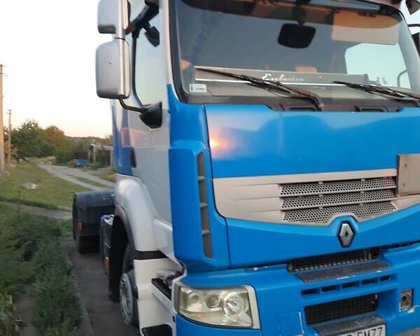 Белый Рено Премиум, объемом двигателя 10.8 л и пробегом 1 тыс. км за 12000 $, фото 1 на Automoto.ua