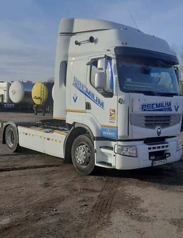 Білий Рено Преміум, об'ємом двигуна 0 л та пробігом 900 тис. км за 14000 $, фото 1 на Automoto.ua