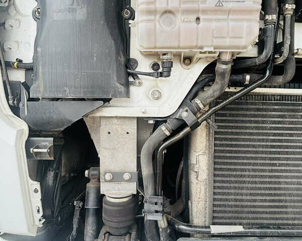 Рено Премиум 2011 в Одессе на Automoto.ua Белый Рено Премиум, объемом двигателя 10.84 л и пробегом 940 тыс. км за 8800 $, фото 4 на Automoto.ua