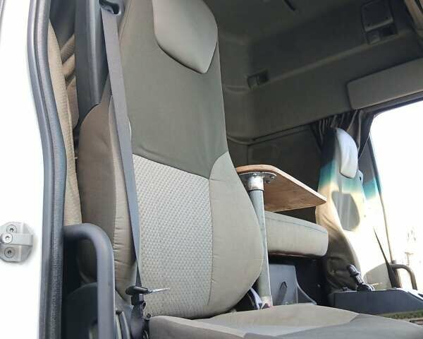 Рено Премиум 2012 в Ровно на Automoto.ua Белый Рено Премиум, объемом двигателя 10.8 л и пробегом 939 тыс. км за 11000 $, фото 6 на Automoto.ua