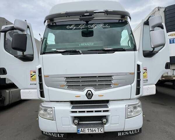 Белый Рено Премиум, объемом двигателя 10.84 л и пробегом 1 тыс. км за 25000 $, фото 2 на Automoto.ua