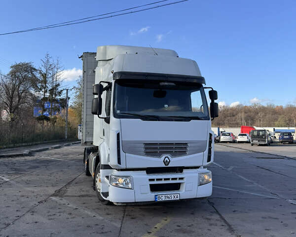 Белый Рено Премиум, объемом двигателя 0 л и пробегом 1000 тыс. км за 10500 $, фото 4 на Automoto.ua