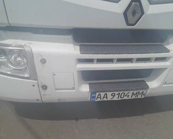 Белый Рено Премиум, объемом двигателя 10.8 л и пробегом 790 тыс. км за 13000 $, фото 4 на Automoto.ua