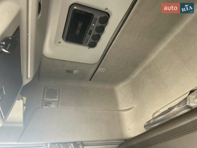 Белый Рено Премиум, объемом двигателя 10.8 л и пробегом 898 тыс. км за 12999 $, фото 17 на Automoto.ua