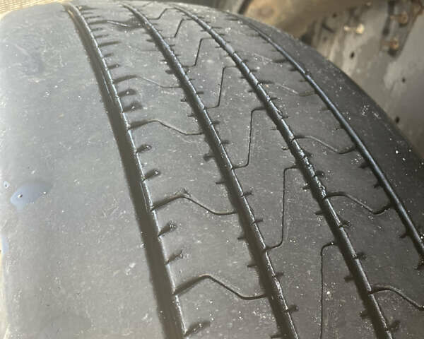 Белый Рено Премиум, объемом двигателя 10.8 л и пробегом 898 тыс. км за 12999 $, фото 8 на Automoto.ua