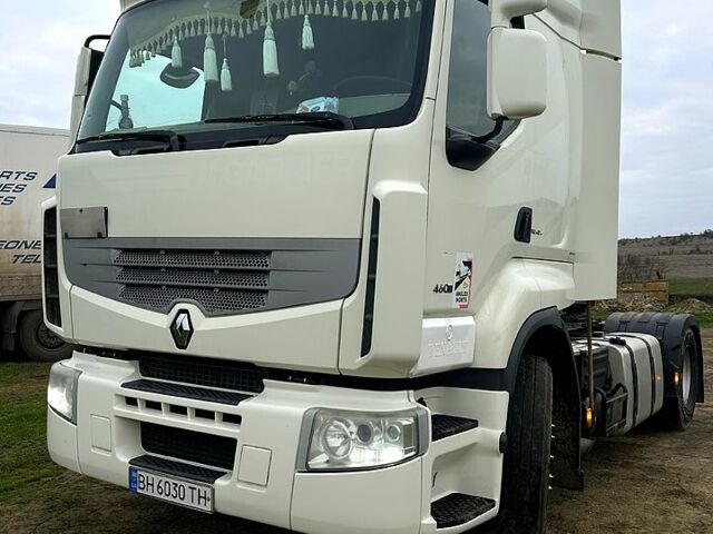 Білий Рено Преміум, об'ємом двигуна 12 л та пробігом 900 тис. км за 14600 $, фото 1 на Automoto.ua