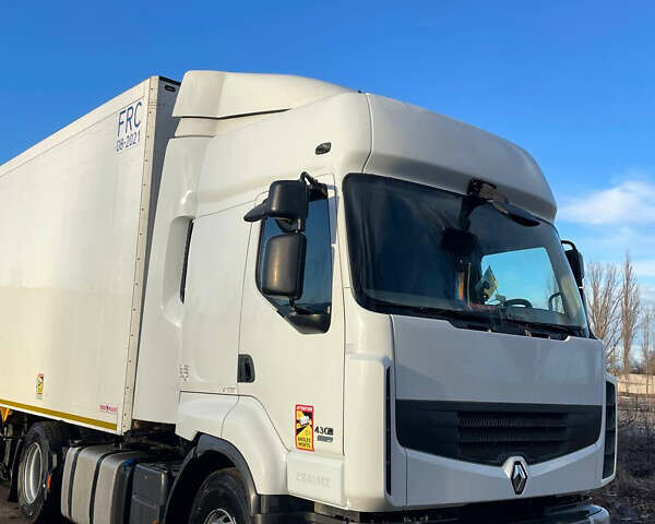 Белый Рено Премиум, объемом двигателя 10.84 л и пробегом 603 тыс. км за 13700 $, фото 1 на Automoto.ua