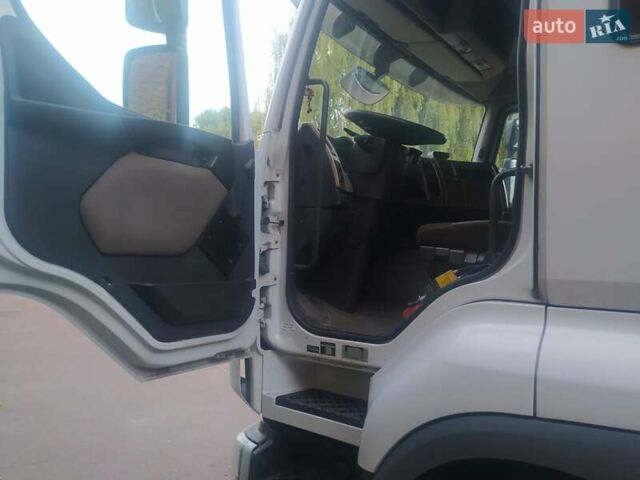 Белый Рено Премиум, объемом двигателя 10.84 л и пробегом 1 тыс. км за 17000 $, фото 4 на Automoto.ua