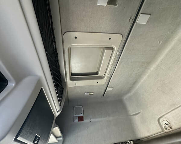 Білий Рено Преміум, об'ємом двигуна 10.84 л та пробігом 833 тис. км за 14500 $, фото 8 на Automoto.ua