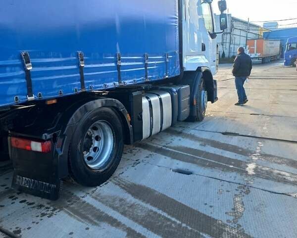 Белый Рено Премиум, объемом двигателя 10.8 л и пробегом 835 тыс. км за 22500 $, фото 4 на Automoto.ua