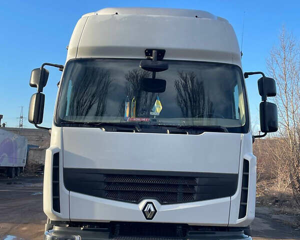Белый Рено Премиум, объемом двигателя 10.84 л и пробегом 603 тыс. км за 13700 $, фото 2 на Automoto.ua
