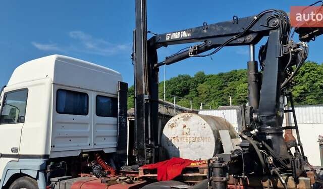 Белый Рено Премиум, объемом двигателя 2.4 л и пробегом 400 тыс. км за 12500 $, фото 3 на Automoto.ua