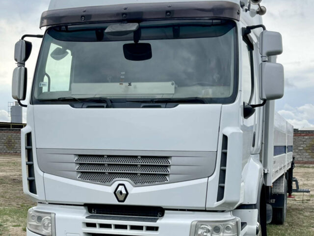 Белый Рено Премиум, объемом двигателя 0 л и пробегом 833 тыс. км за 37500 $, фото 16 на Automoto.ua