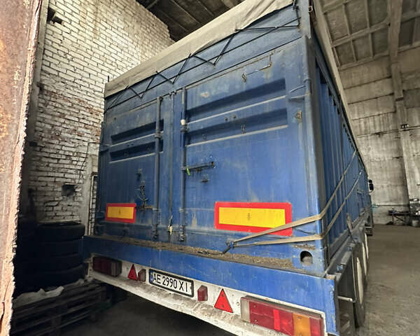 Красный Рено Премиум, объемом двигателя 13 л и пробегом 800 тыс. км за 13000 $, фото 10 на Automoto.ua