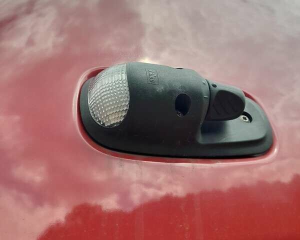 Красный Рено Премиум, объемом двигателя 0 л и пробегом 995 тыс. км за 19900 $, фото 2 на Automoto.ua