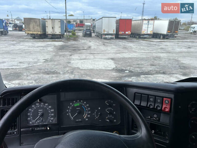 Красный Рено Премиум, объемом двигателя 9.84 л и пробегом 620 тыс. км за 5000 $, фото 12 на Automoto.ua