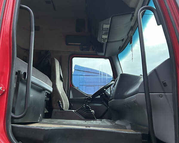 Красный Рено Премиум, объемом двигателя 9.84 л и пробегом 620 тыс. км за 5000 $, фото 8 на Automoto.ua