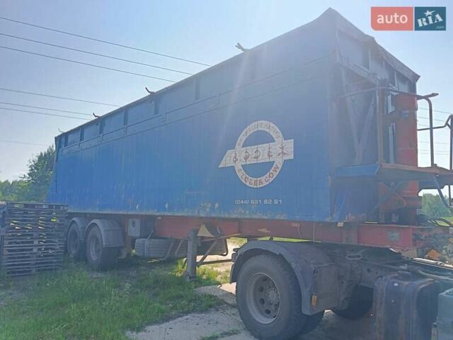 Красный Рено Премиум, объемом двигателя 10.84 л и пробегом 64 тыс. км за 21999 $, фото 4 на Automoto.ua