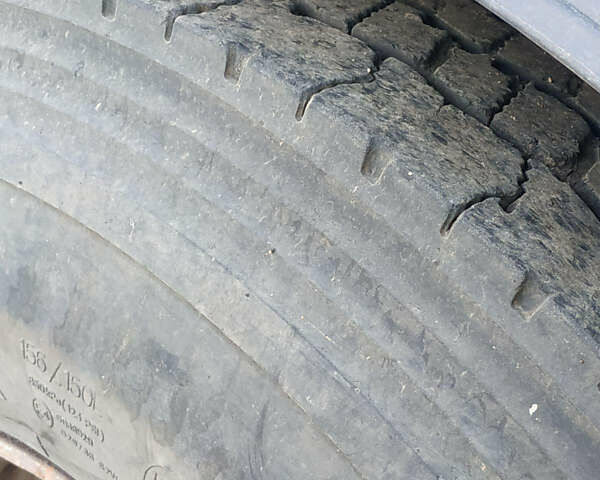 Красный Рено Премиум, объемом двигателя 10.8 л и пробегом 930 тыс. км за 19900 $, фото 9 на Automoto.ua