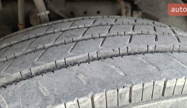 Рено Премиум 2006 в Львове на Automoto.ua Красный Рено Премиум, объемом двигателя 10.84 л и пробегом 1 тыс. км за 12000 $, фото 15 на Automoto.ua