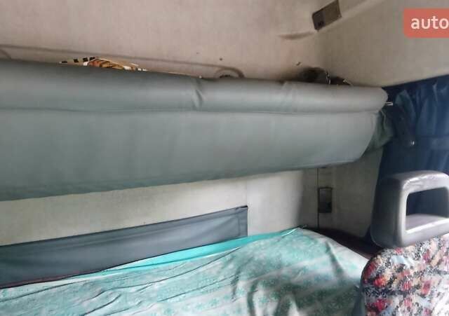 Красный Рено Премиум, объемом двигателя 11.1 л и пробегом 315 тыс. км за 4000 $, фото 15 на Automoto.ua