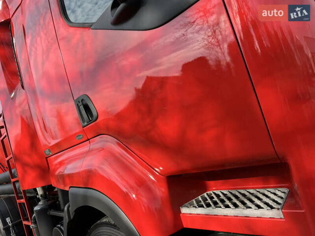 Красный Рено Премиум, объемом двигателя 11.1 л и пробегом 950 тыс. км за 20900 $, фото 63 на Automoto.ua