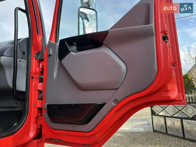 Красный Рено Премиум, объемом двигателя 11.1 л и пробегом 950 тыс. км за 20900 $, фото 60 на Automoto.ua