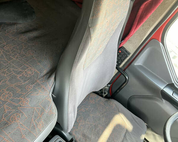 Красный Рено Премиум, объемом двигателя 11.1 л и пробегом 950 тыс. км за 18900 $, фото 55 на Automoto.ua