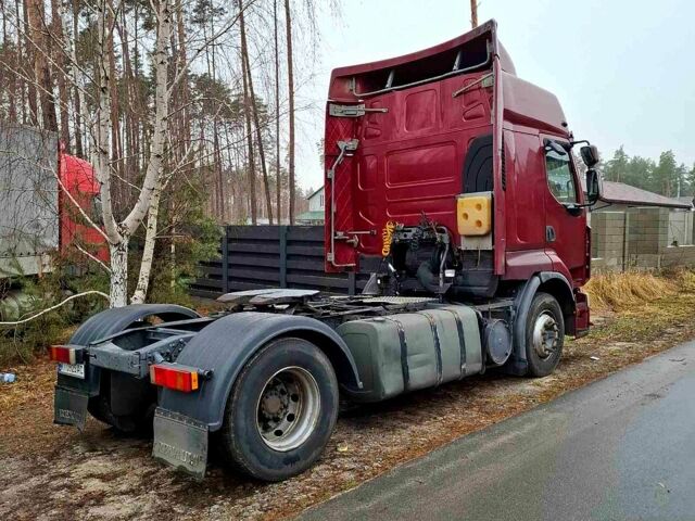 Красный Рено Премиум, объемом двигателя 10.8 л и пробегом 112 тыс. км за 6300 $, фото 1 на Automoto.ua