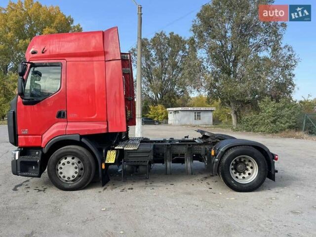 Красный Рено Премиум, объемом двигателя 10.84 л и пробегом 1 тыс. км за 7800 $, фото 5 на Automoto.ua