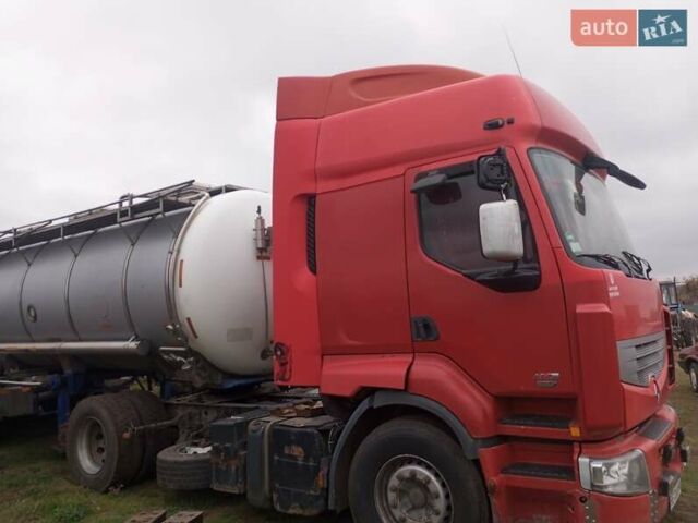 Красный Рено Премиум, объемом двигателя 11 л и пробегом 1 тыс. км за 6400 $, фото 1 на Automoto.ua