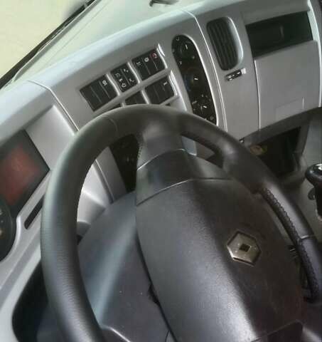 Красный Рено Премиум, объемом двигателя 10.84 л и пробегом 1 тыс. км за 7000 $, фото 13 на Automoto.ua