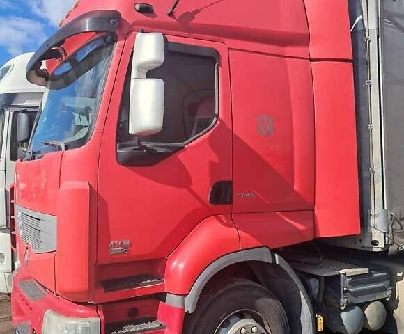 Красный Рено Премиум, объемом двигателя 10.8 л и пробегом 1 тыс. км за 11850 $, фото 3 на Automoto.ua