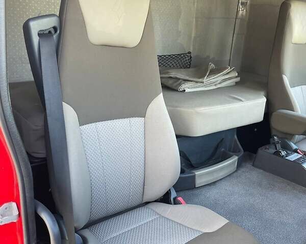 Красный Рено Премиум, объемом двигателя 10.84 л и пробегом 864 тыс. км за 13999 $, фото 23 на Automoto.ua