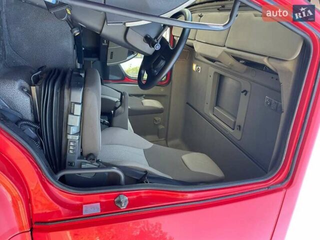 Красный Рено Премиум, объемом двигателя 10.84 л и пробегом 864 тыс. км за 13999 $, фото 26 на Automoto.ua