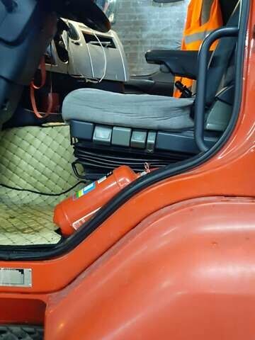 Красный Рено Премиум, объемом двигателя 10.84 л и пробегом 925 тыс. км за 12500 $, фото 5 на Automoto.ua