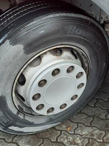 Красный Рено Премиум, объемом двигателя 10.84 л и пробегом 925 тыс. км за 12500 $, фото 12 на Automoto.ua