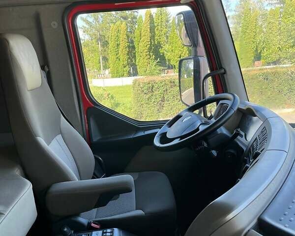 Красный Рено Премиум, объемом двигателя 10.84 л и пробегом 864 тыс. км за 13999 $, фото 21 на Automoto.ua