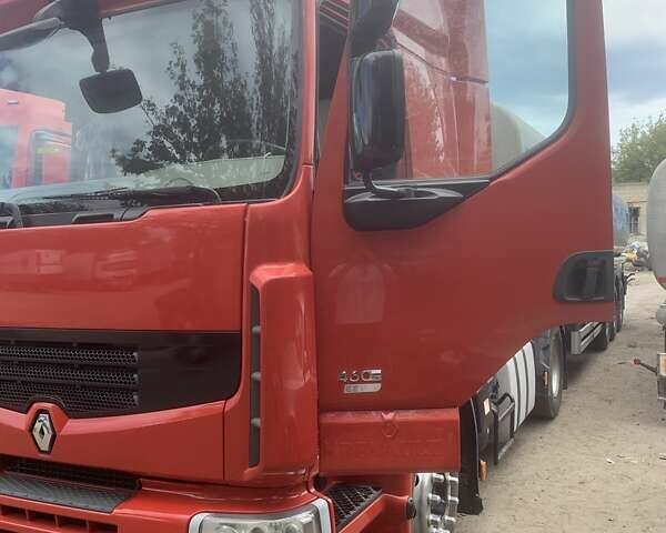 Красный Рено Премиум, объемом двигателя 0 л и пробегом 750 тыс. км за 24000 $, фото 4 на Automoto.ua