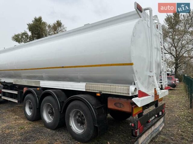 Рено Премиум, объемом двигателя 10.8 л и пробегом 800 тыс. км за 12000 $, фото 4 на Automoto.ua