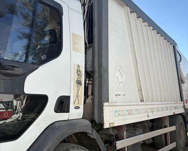 Рено Преміум, об'ємом двигуна 0 л та пробігом 300 тис. км за 12000 $, фото 2 на Automoto.ua