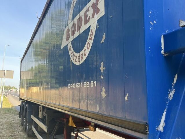 Рено Преміум, об'ємом двигуна 0 л та пробігом 0 тис. км за 32000 $, фото 3 на Automoto.ua