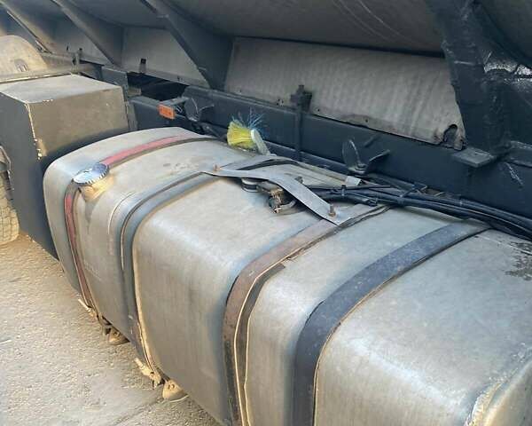 Рено Премиум, объемом двигателя 11.1 л и пробегом 1000 тыс. км за 12000 $, фото 9 на Automoto.ua