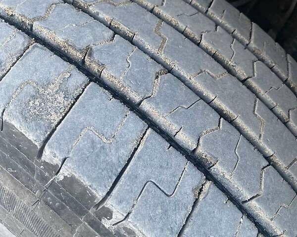 Рено Премиум, объемом двигателя 11.1 л и пробегом 1000 тыс. км за 12000 $, фото 4 на Automoto.ua