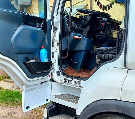 Рено Преміум, об'ємом двигуна 11.1 л та пробігом 383 тис. км за 4500 $, фото 3 на Automoto.ua