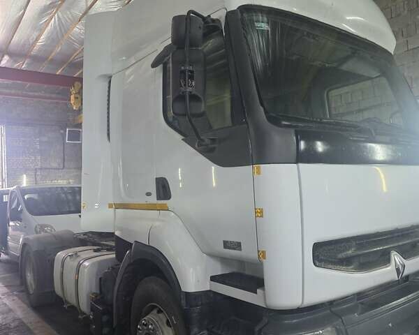 Рено Премиум, объемом двигателя 0 л и пробегом 140 тыс. км за 4999 $, фото 1 на Automoto.ua