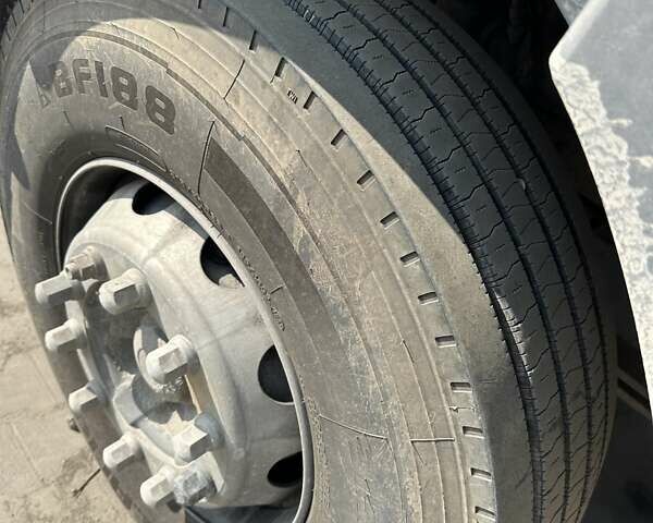 Рено Преміум, об'ємом двигуна 0 л та пробігом 510 тис. км за 16800 $, фото 4 на Automoto.ua