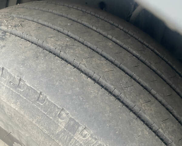 Рено Премиум, объемом двигателя 0 л и пробегом 829 тыс. км за 15000 $, фото 9 на Automoto.ua